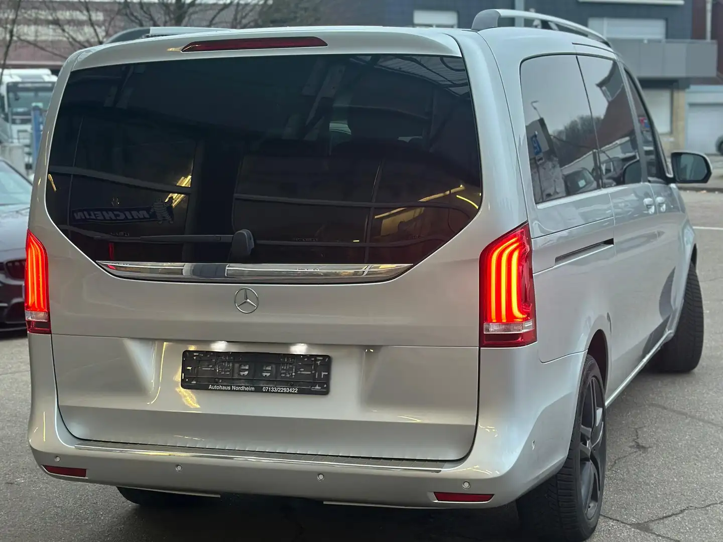 Mercedes-Benz V 250 V 250 d lang 7G-TRONIC Exclusive Argent - 1
