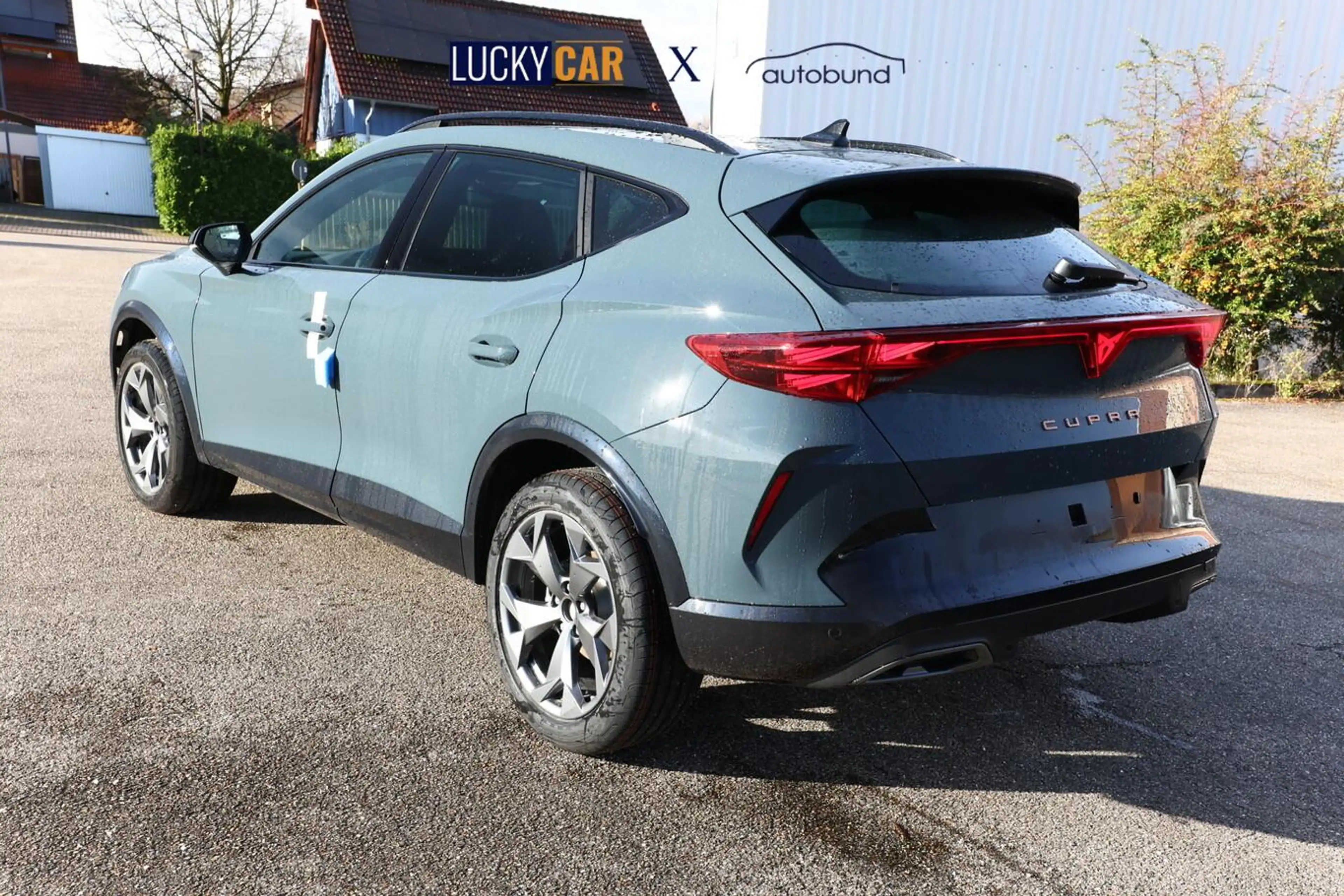 CUPRA Formentor eTSI SHZ ACC 3ZClim DigC WirelessC 18" 110 kW (... — photo 4