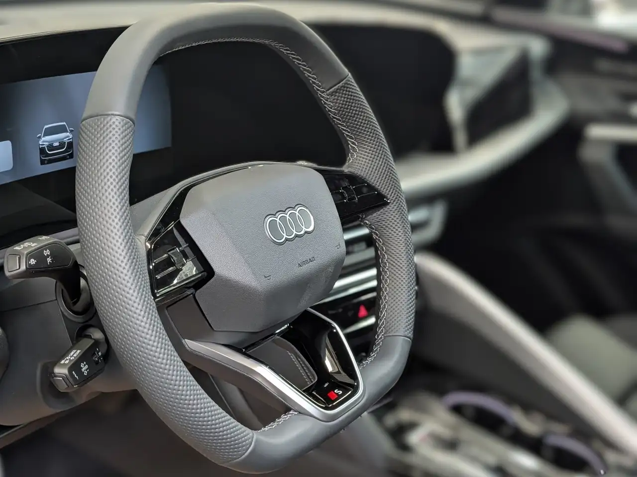 Audi Q5 снимка Audi Q5