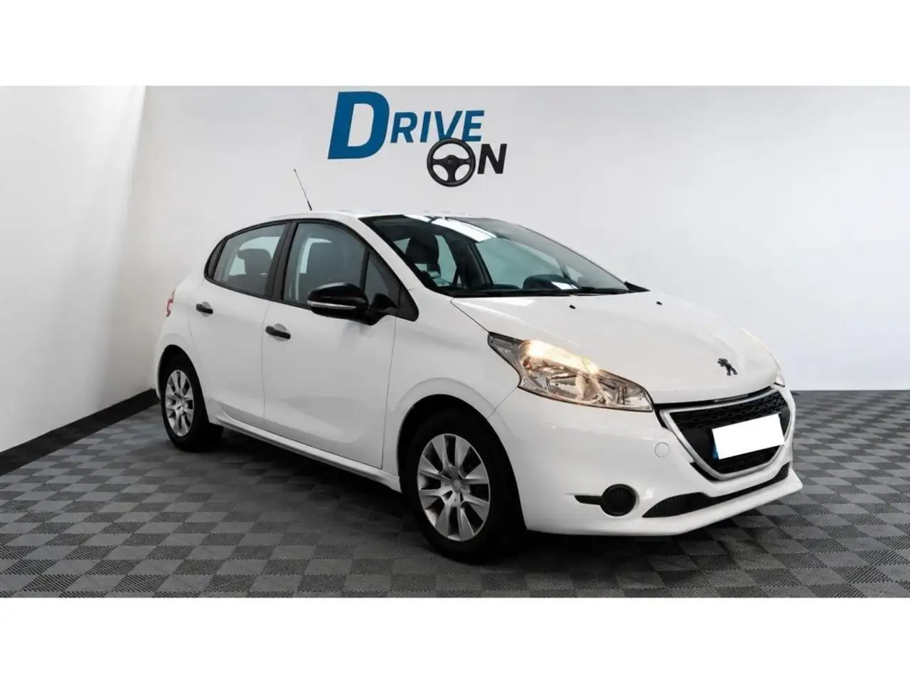 Peugeot 208 208