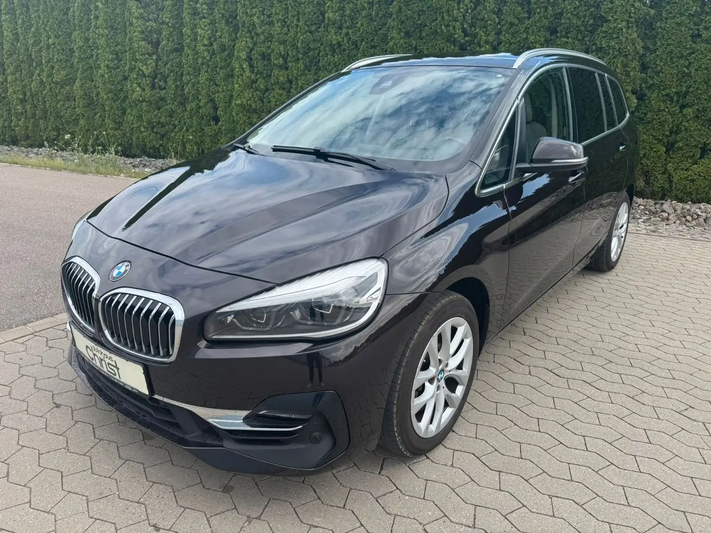 BMW 220 220d xDrive Luxury Line*LED*AHK* Braun - 2