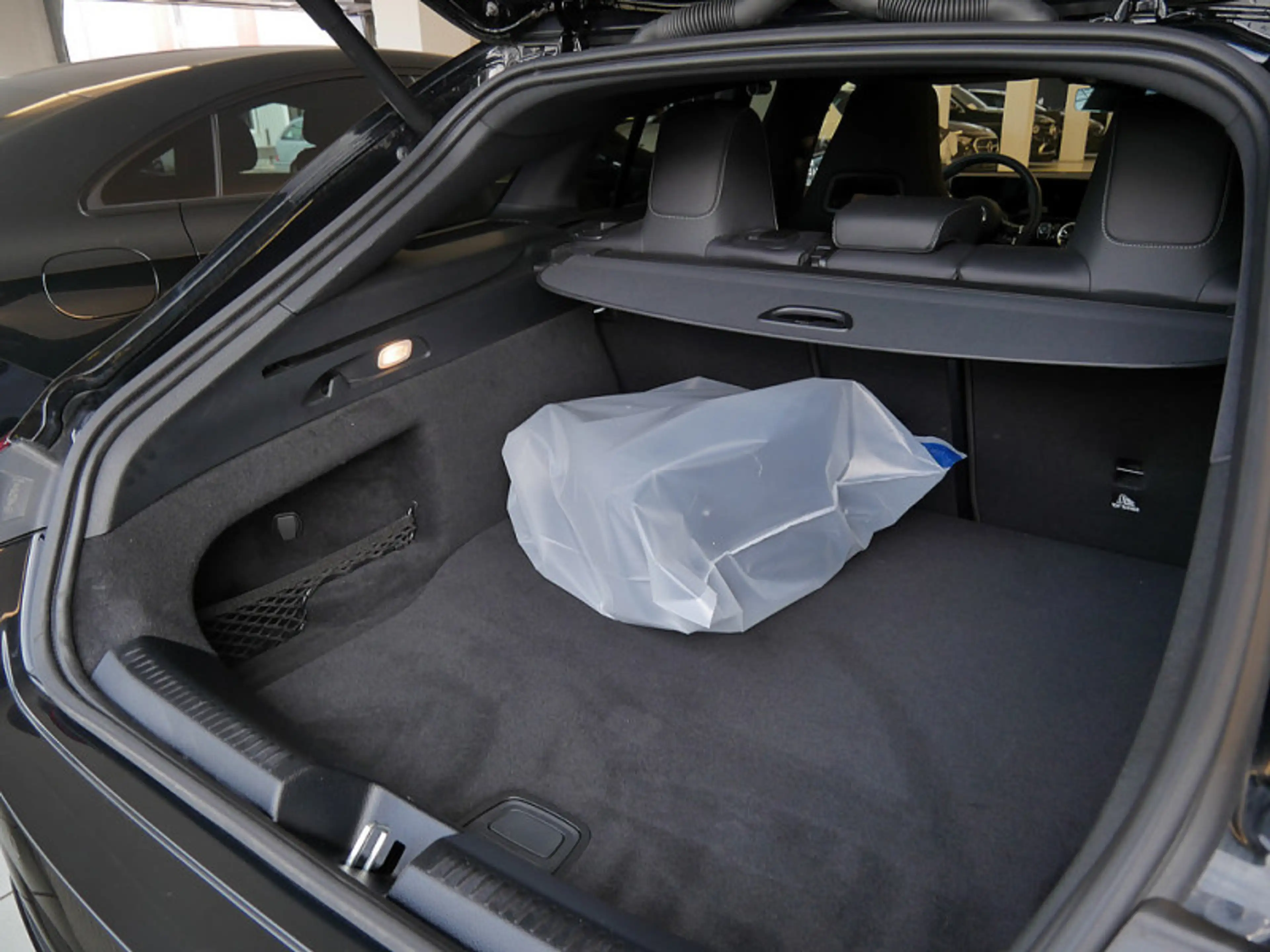 Mercedes-Benz CLA 250 e SB , AMG BURM NIGHT MEMO MULTI 360 PDC — photo 14
