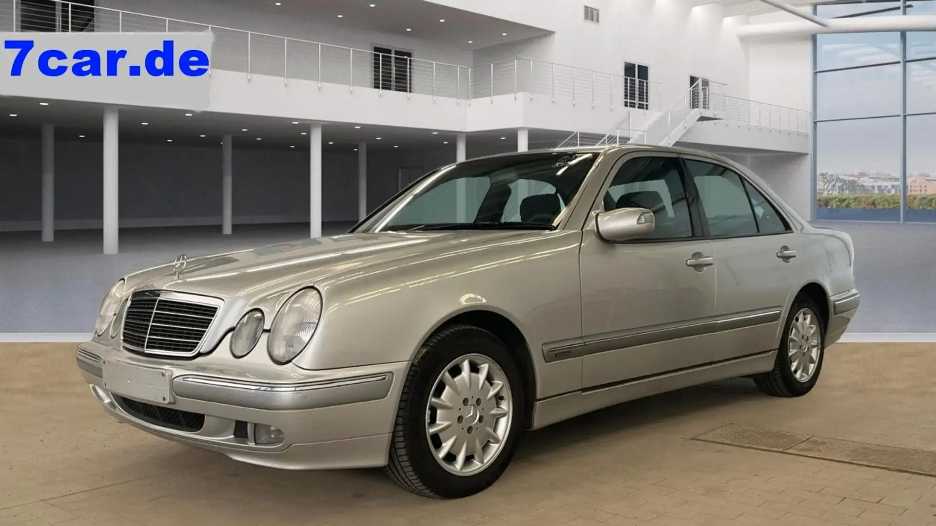 Mercedes-Benz E 200 Elegance Automatik,lücknlos S.heft,1Besitz Plateado - 1