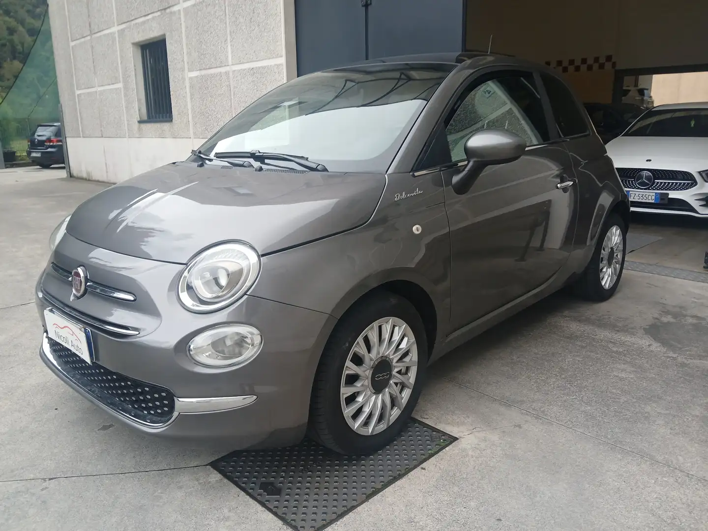 Fiat 500 500 III 2021 1.0 hybrid Dolcevita 70cv Grigio - 1