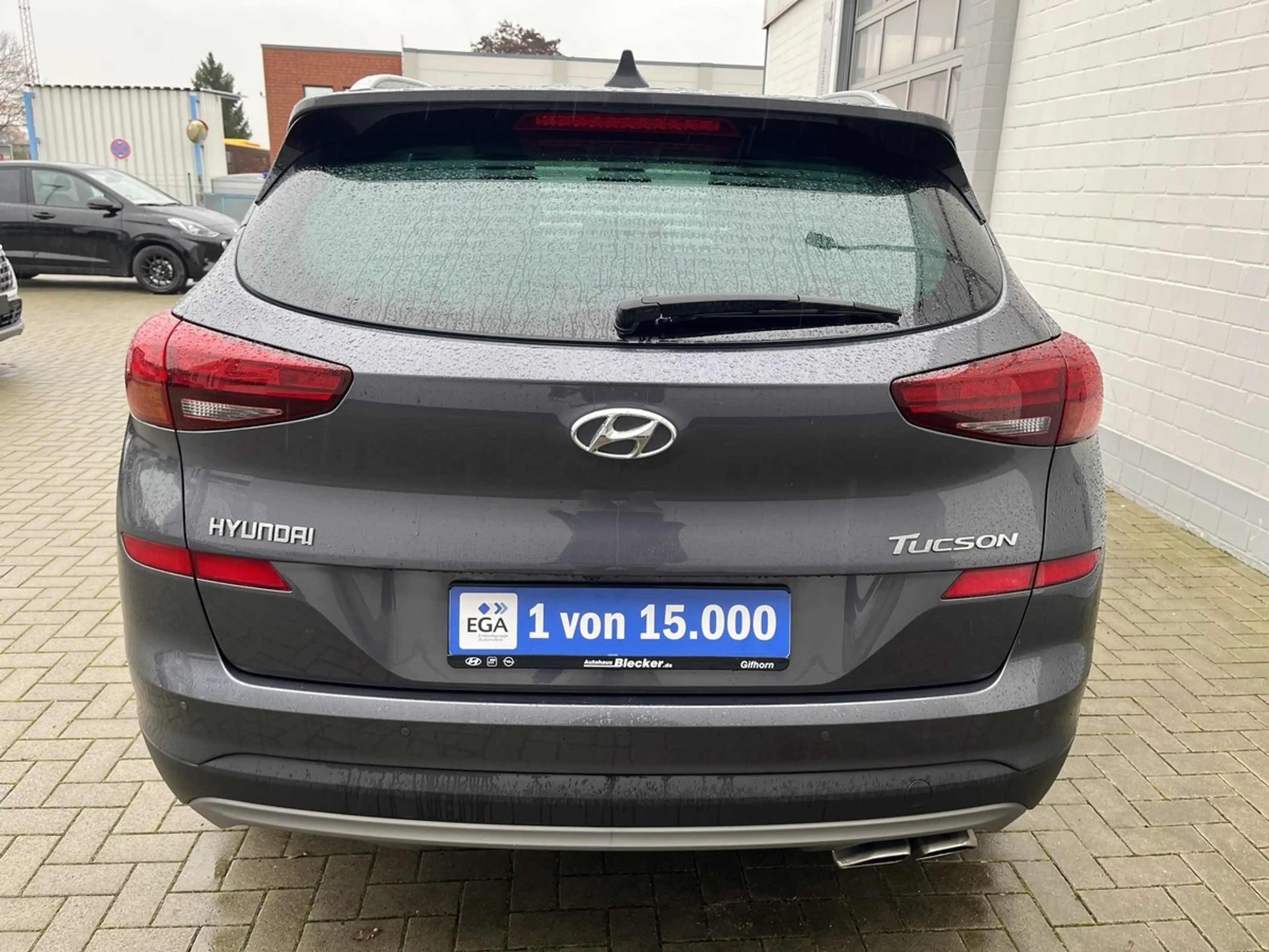 Hyundai TUCSON 1.6 TREND AUTOM*KLIMA*SHZG*NAVI*BTH*ALU*PDC*R-CAM — photo 13