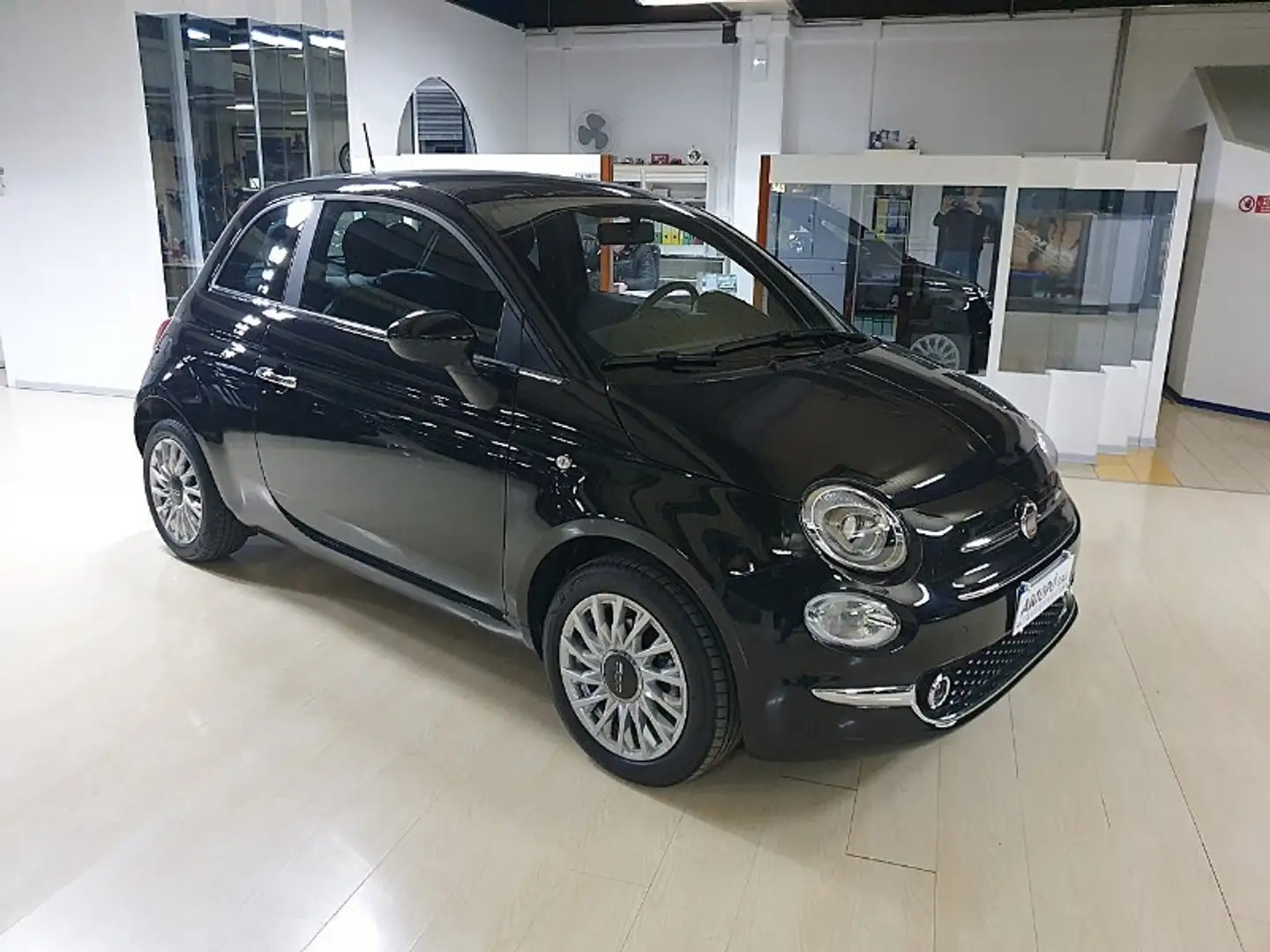 Fiat 500 500 1.0 Hybrid Dolcevita Noir - 2