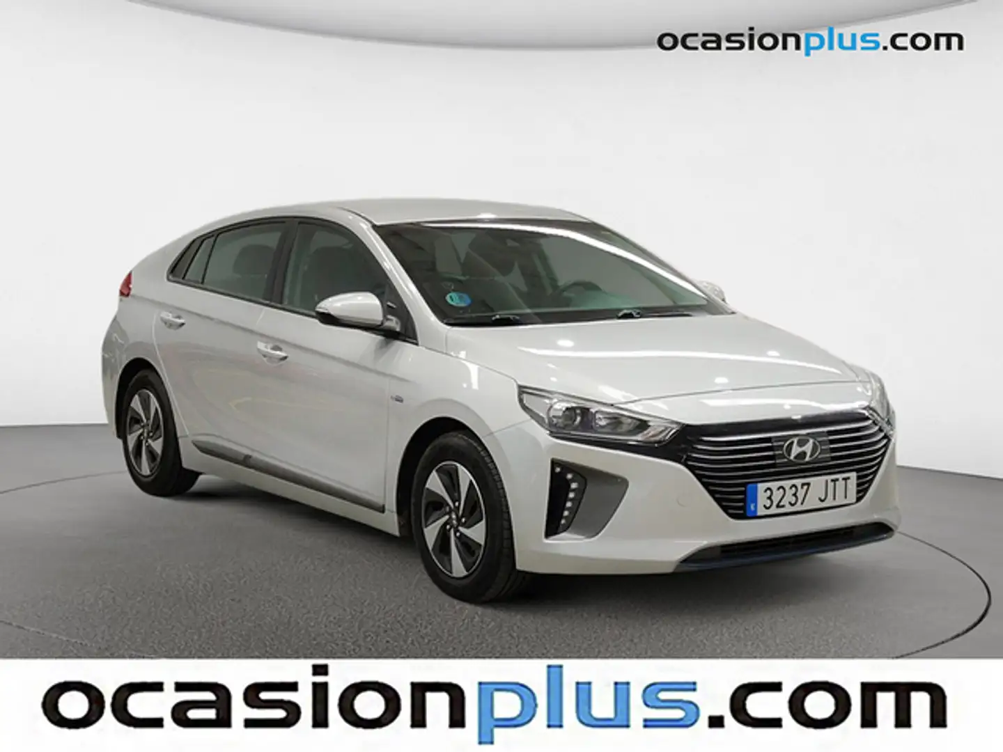 Hyundai IONIQ HEV 1.6 GDI Tecno Plateado - 2