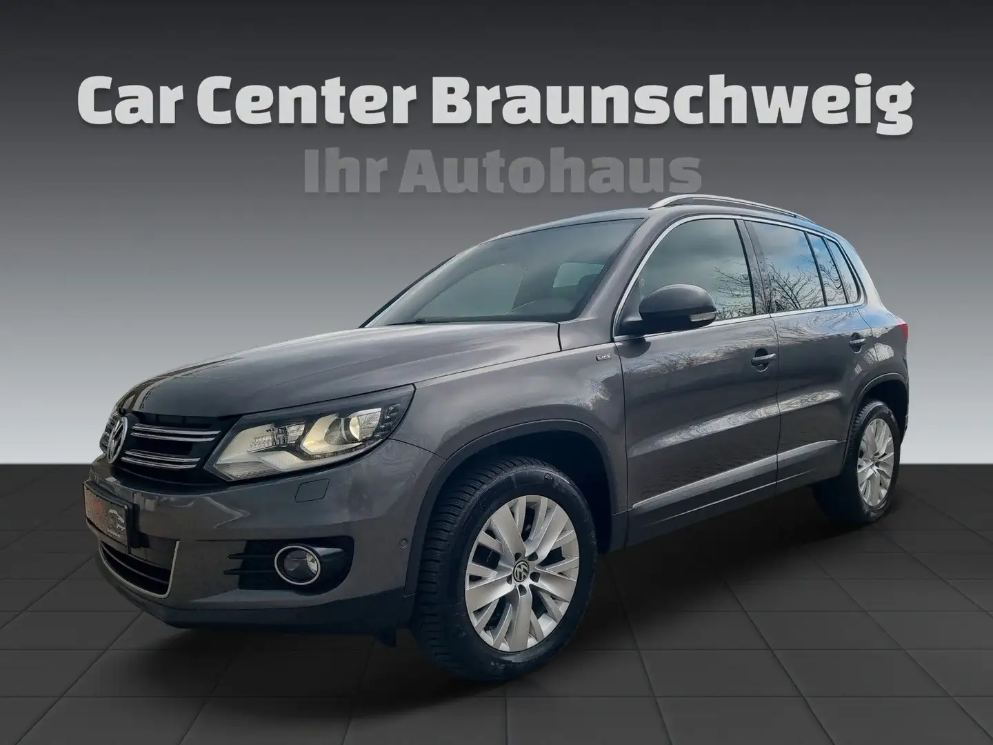 Volkswagen Tiguan 2.0 TDI DSG 4Motion Sport Life+Navi+AHK Grau - 1