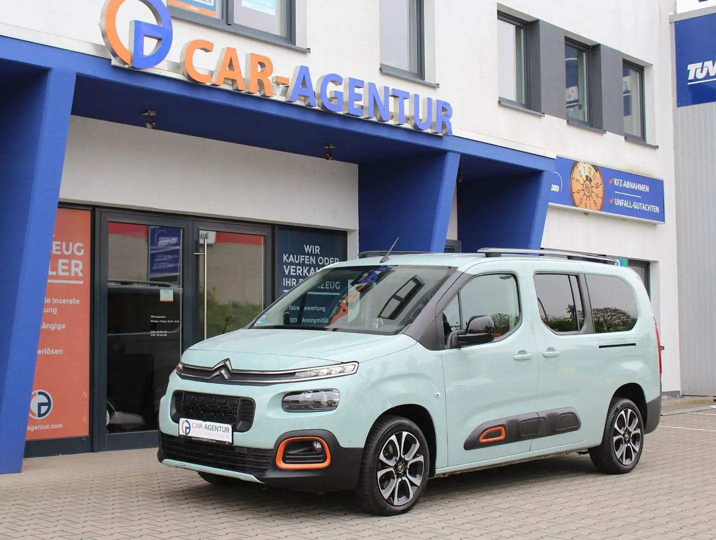 Citroen Berlingo Shine XL Grün - 1
