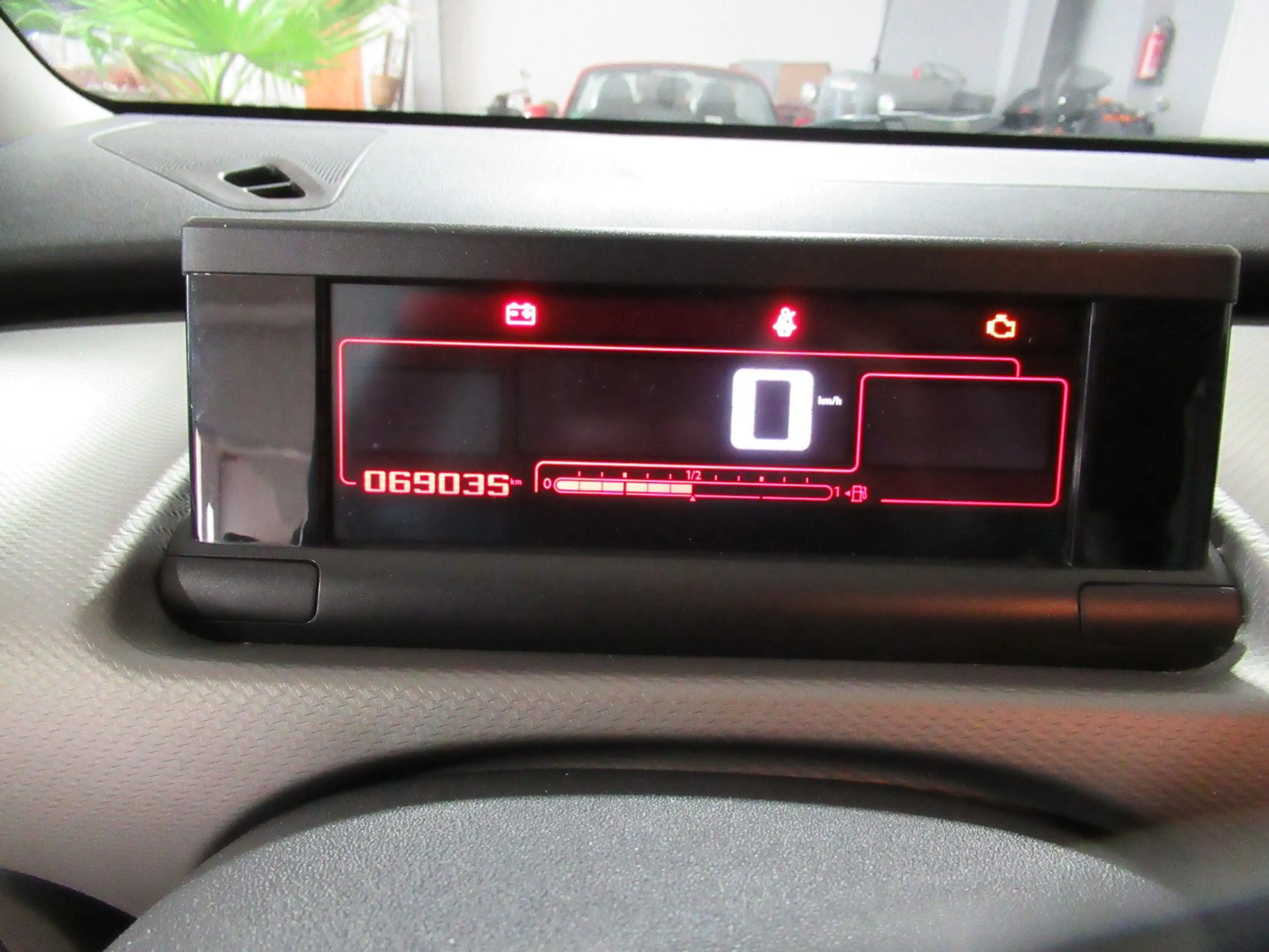Citroen C4 Cactus 82 Feel KLIMA, Kamera, SH — photo 13