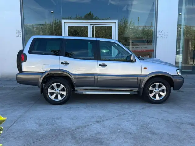 Nissan Terrano 3.0DI Sport