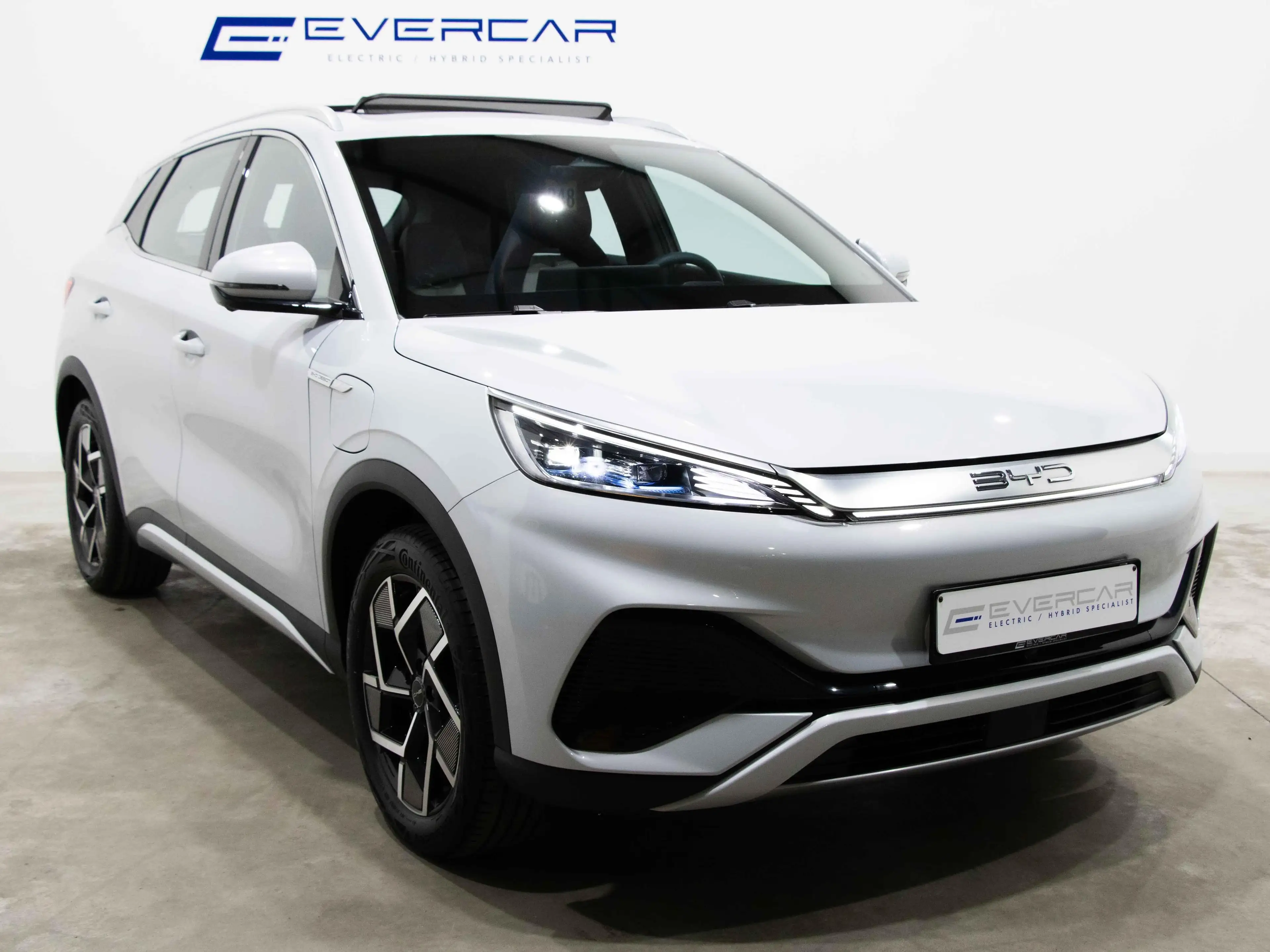 BYD Atto 3 62 kWh Comfort ***HEATED SEATS*CARPLAY*PANO*** — photo 4