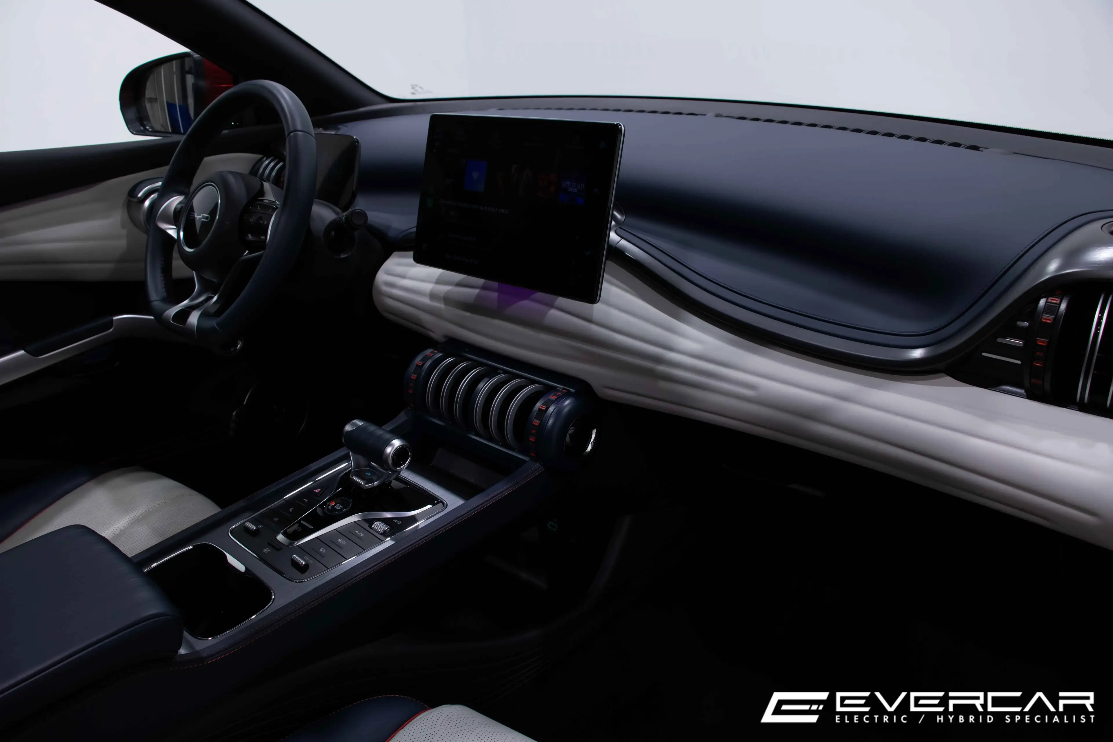 BYD Atto 3 62 kWh Comfort ***HEATED SEATS*CARPLAY*PANO*** — photo 10