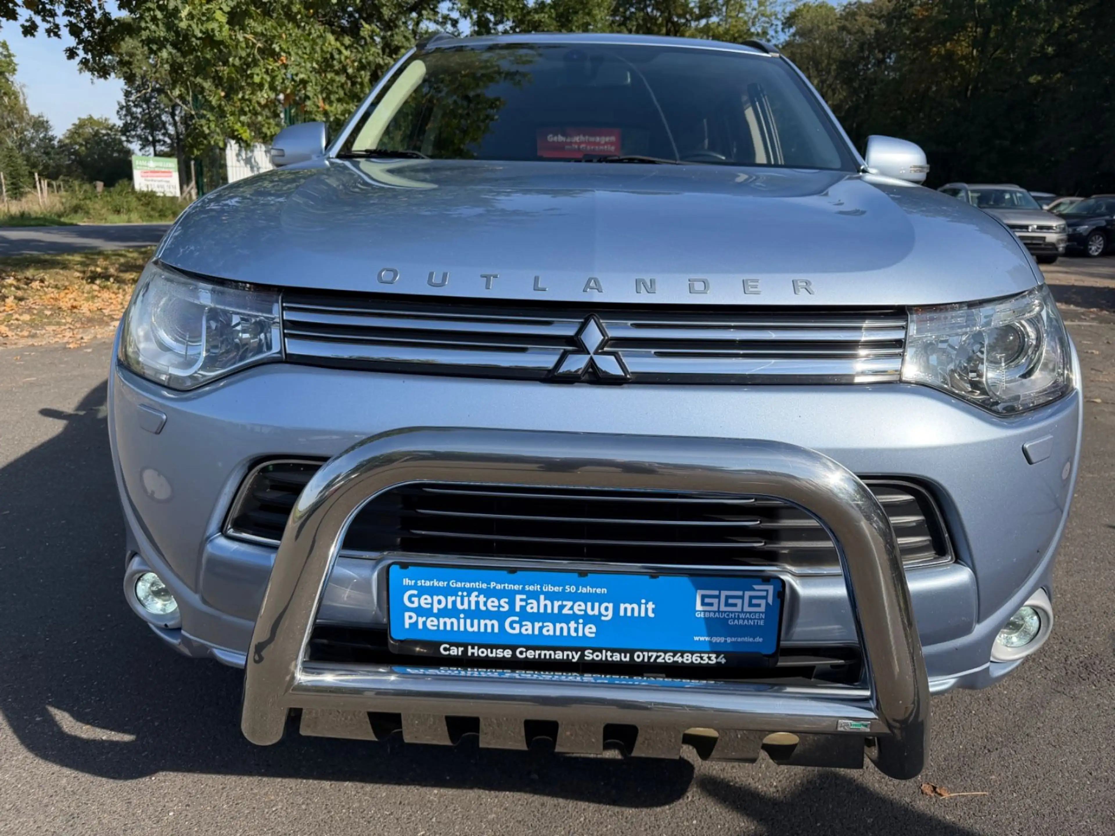 Mitsubishi Outlander PHEV Plus 4WD*SCHECKHEFT*TOP* — photo 3