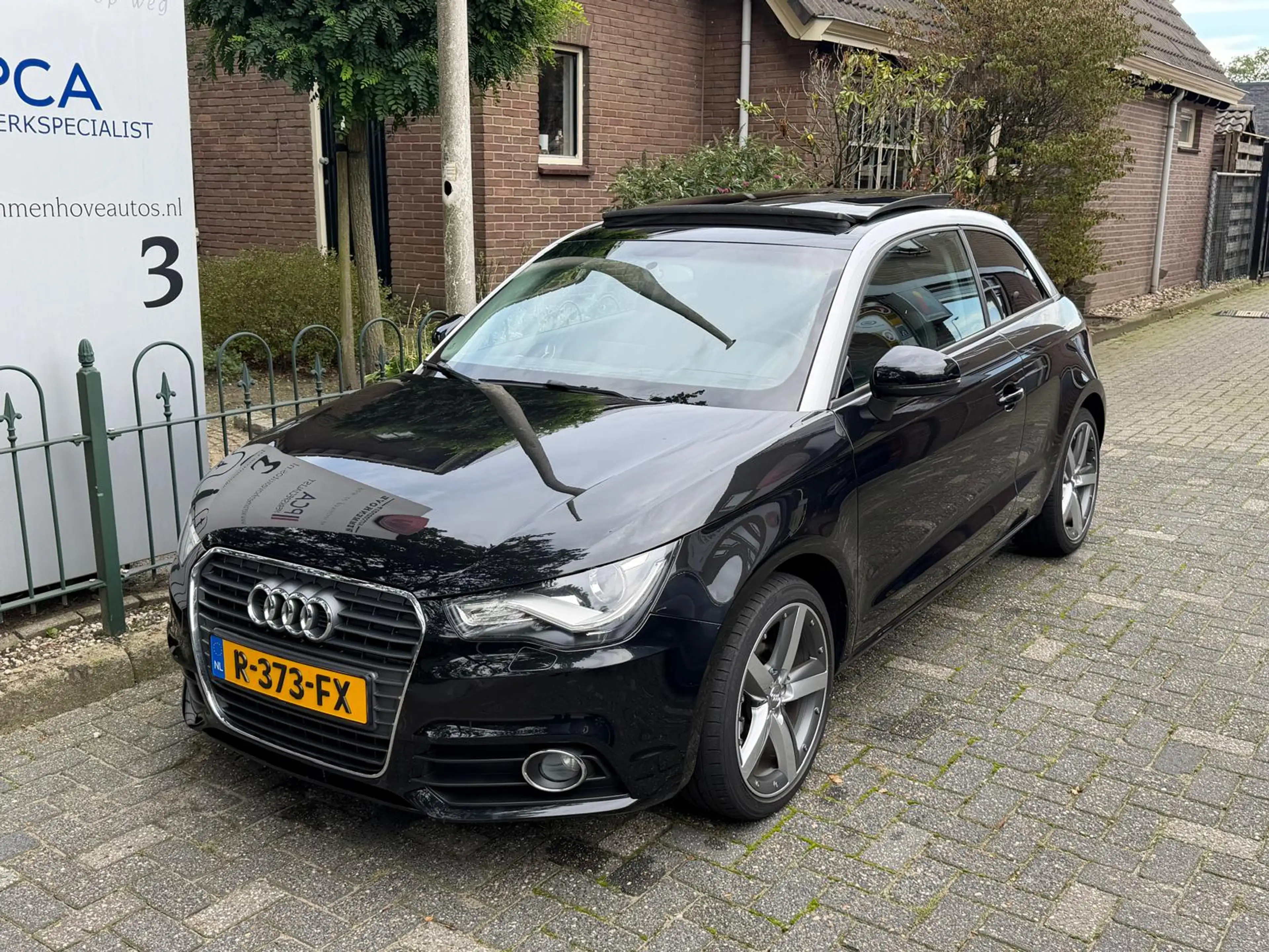 Audi A1 1.2 TFSI Pro Line S — photo 5