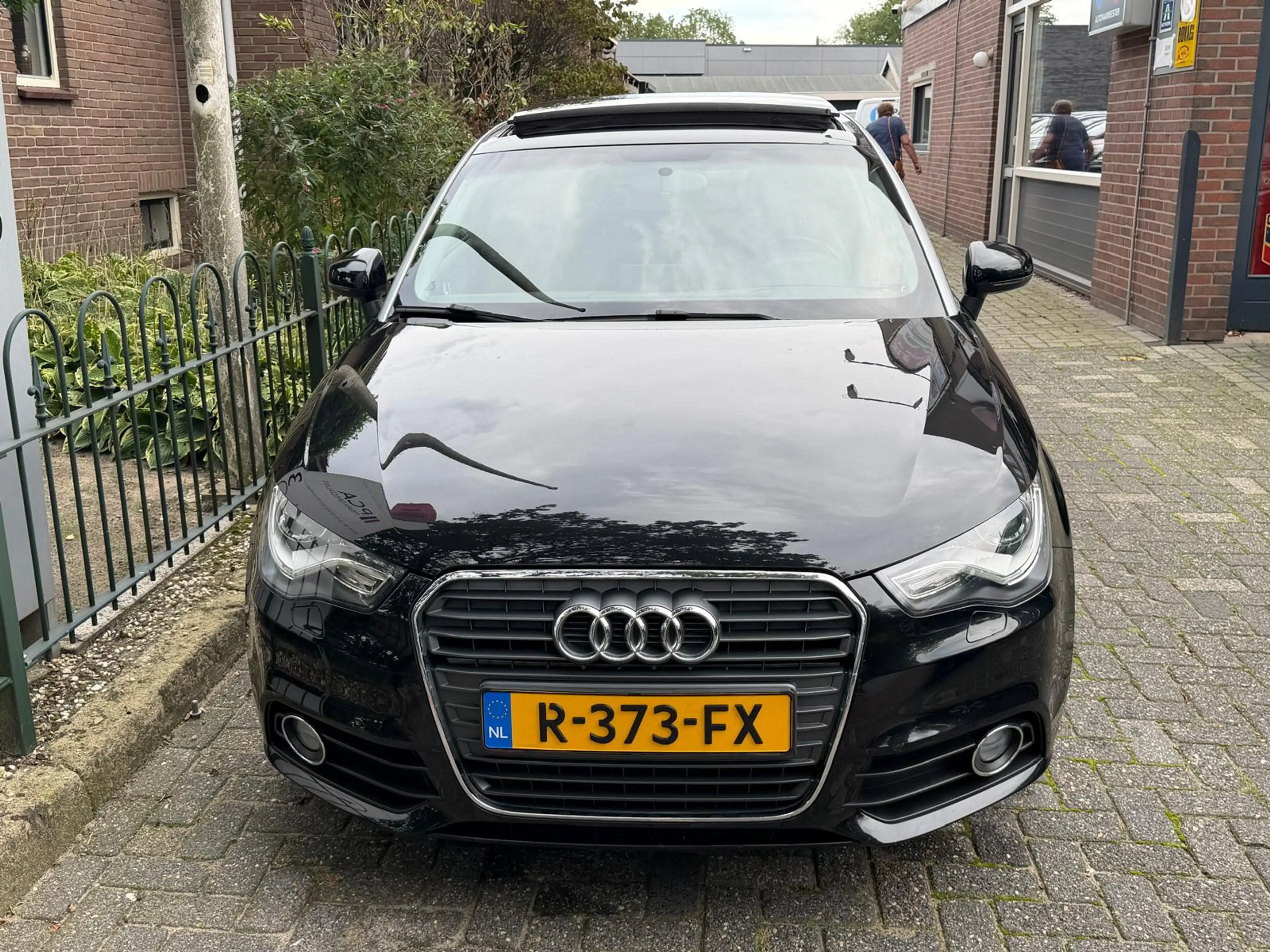 Audi A1 1.2 TFSI Pro Line S — photo 7
