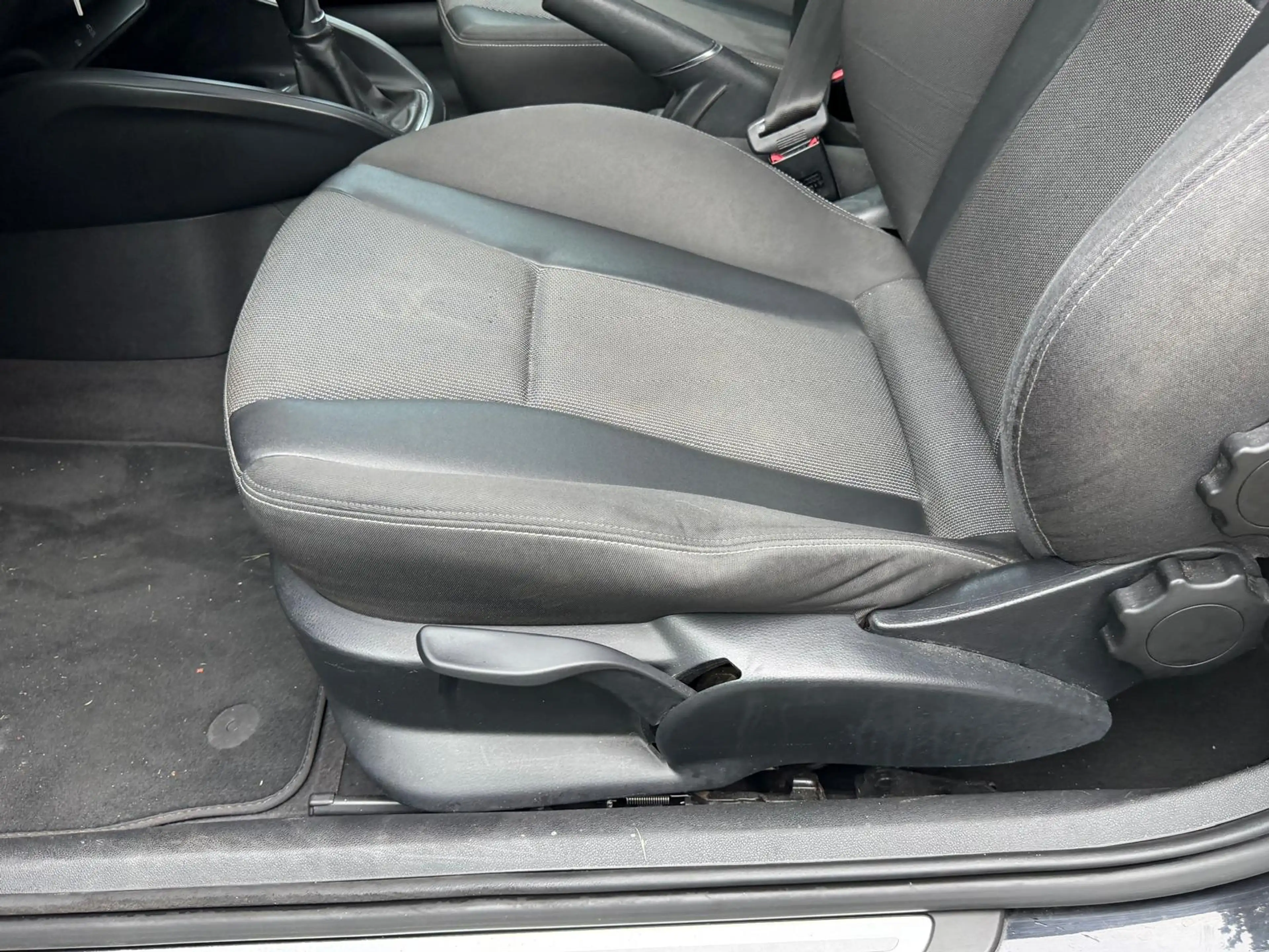 Audi A1 1.2 TFSI Pro Line S — photo 16