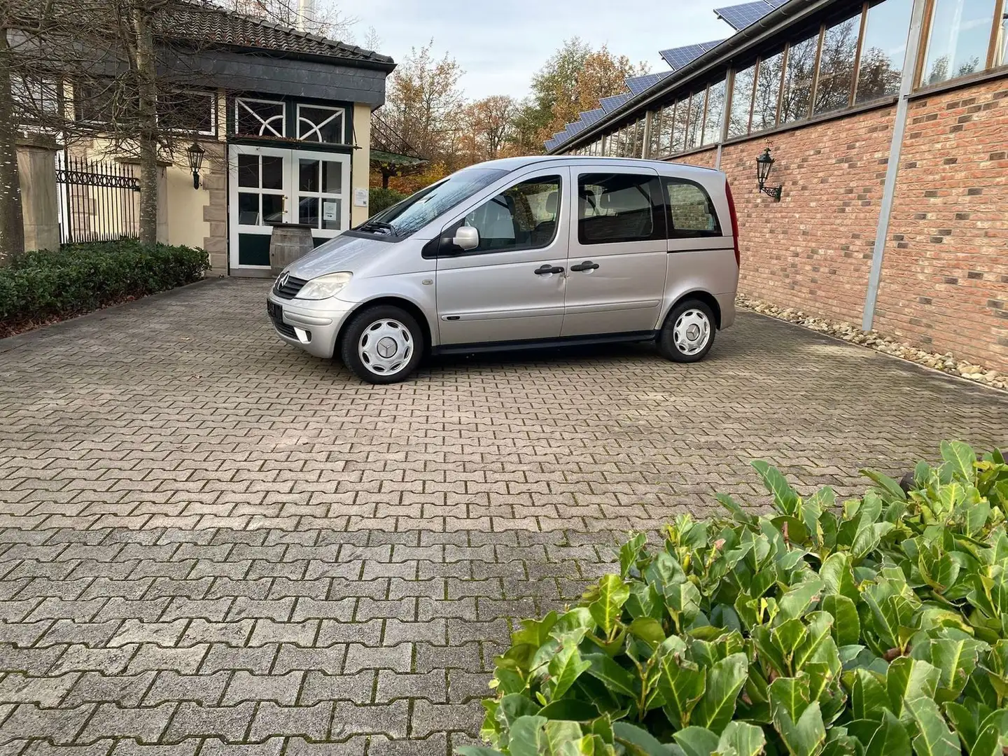 Mercedes-Benz Vaneo Basis 7 Sitzer Radio Klima Export Gewerbe Argent - 1