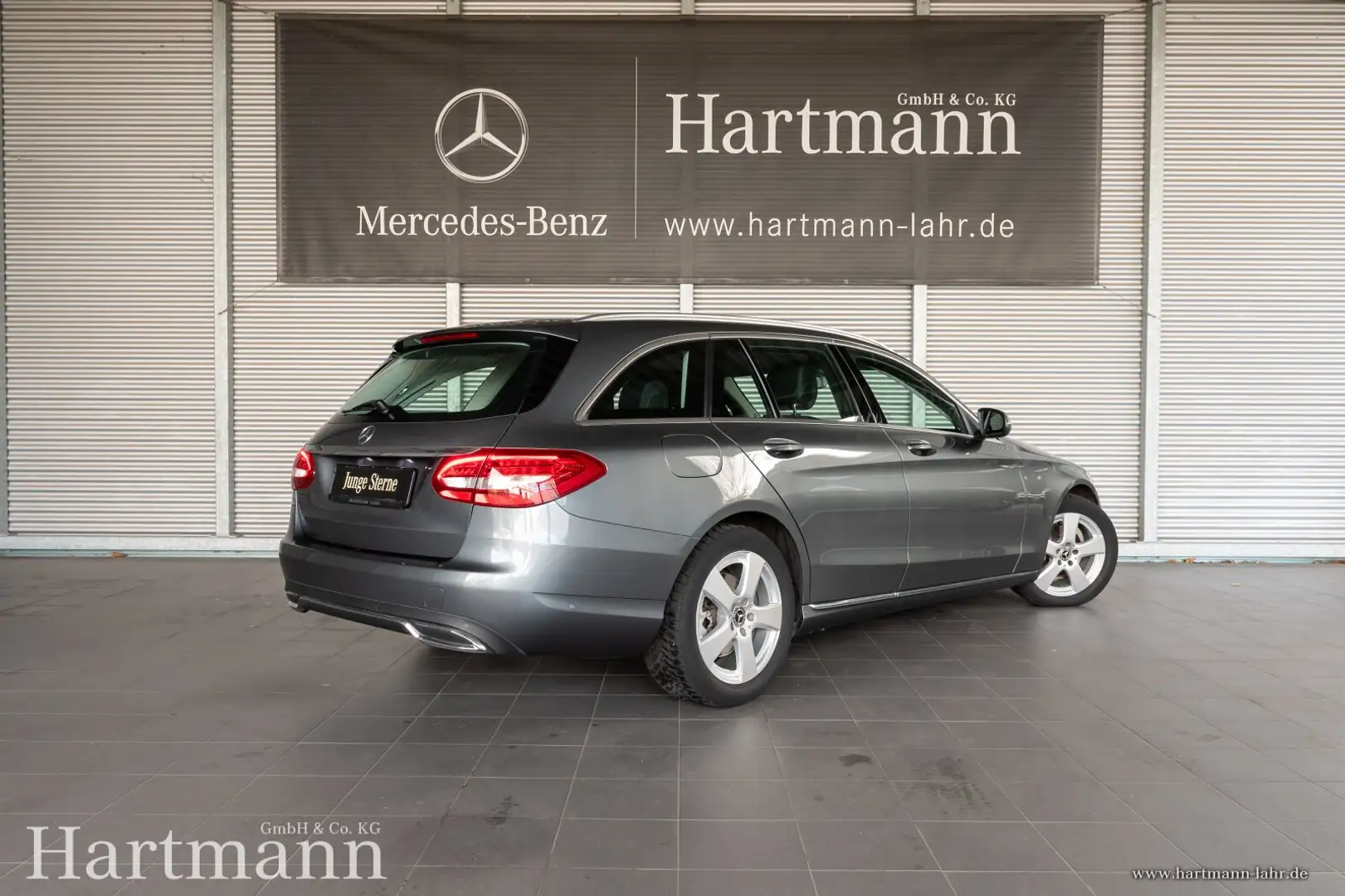 Mercedes-Benz C 180 C 180 T Avantgarde 9G Rückfahrkamera Lordose SHZ Grau - 2