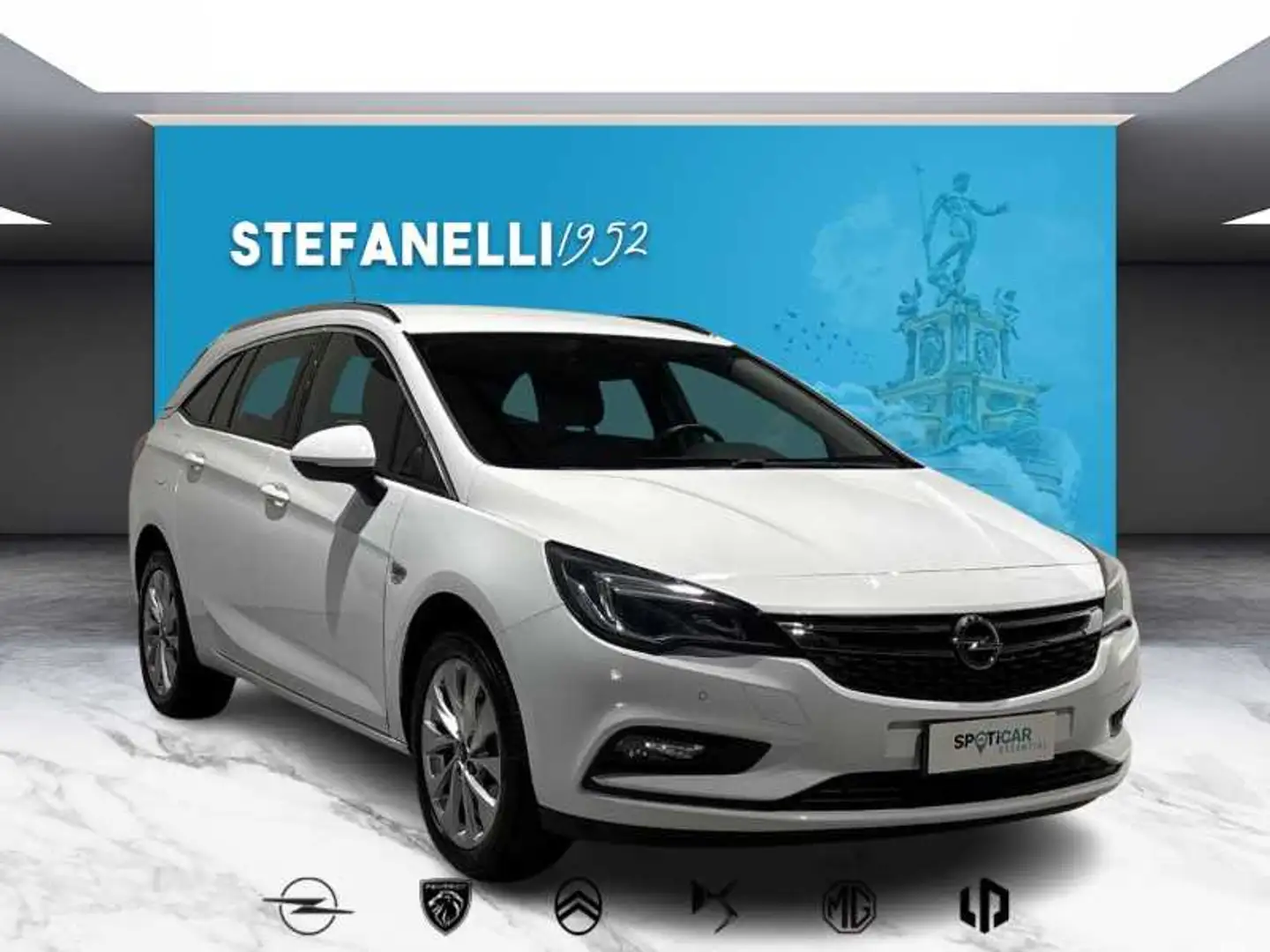Opel Astra V - Astra Sports Tourer 1.4 t. Innovation ecoM 110 Білий - 1