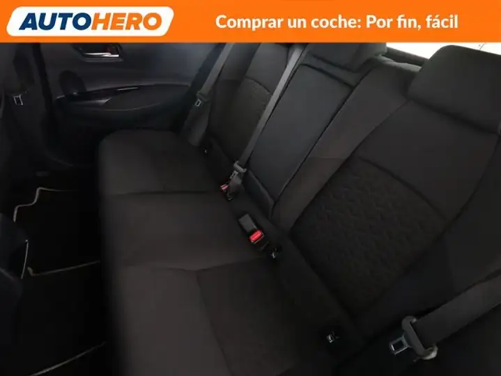 Toyota Auris 2020, foto 15
