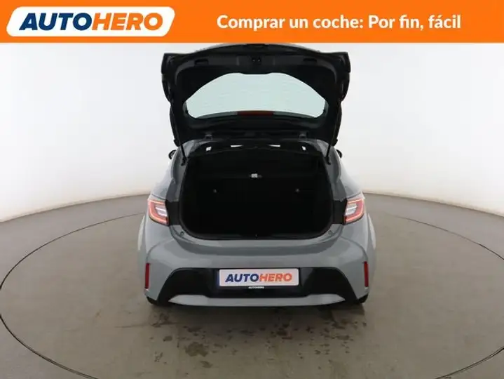 Toyota Auris 2020, foto 17