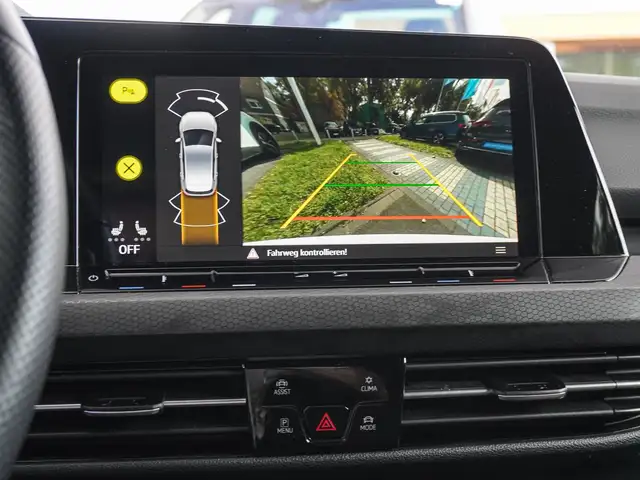 Volkswagen Golf view 13