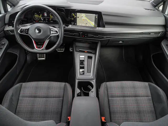 Volkswagen Golf view 10