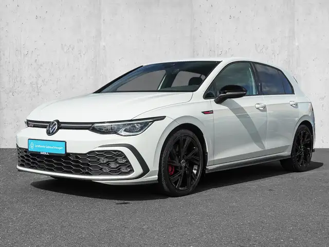 Volkswagen Golf view 2