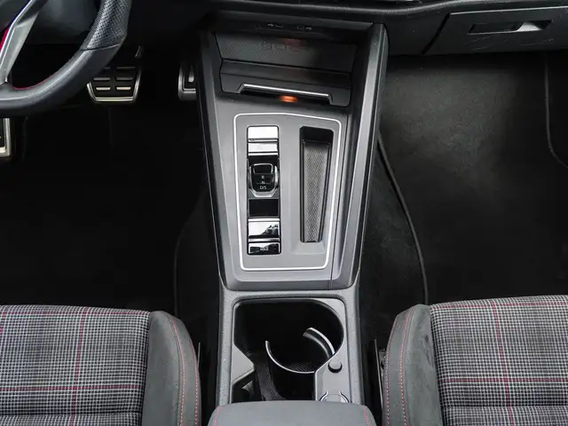 Volkswagen Golf view 14