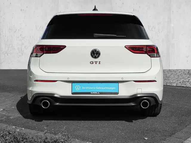 Volkswagen Golf view 6