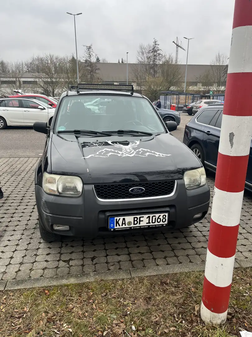 Ford Maverick V6 Limited - 1