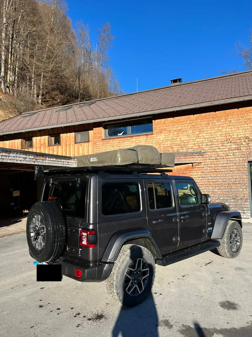 Jeep Wrangler Wrangler Sahara 2.0 PHEV 380 PS AT 4xe Sahara Grau - 2