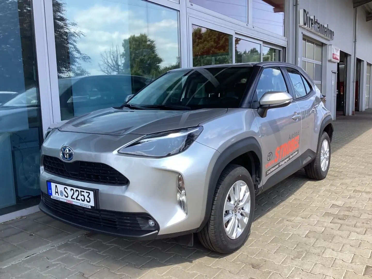 Toyota Yaris Cross Hybrid 1.5 VVT-i Comfort - 2