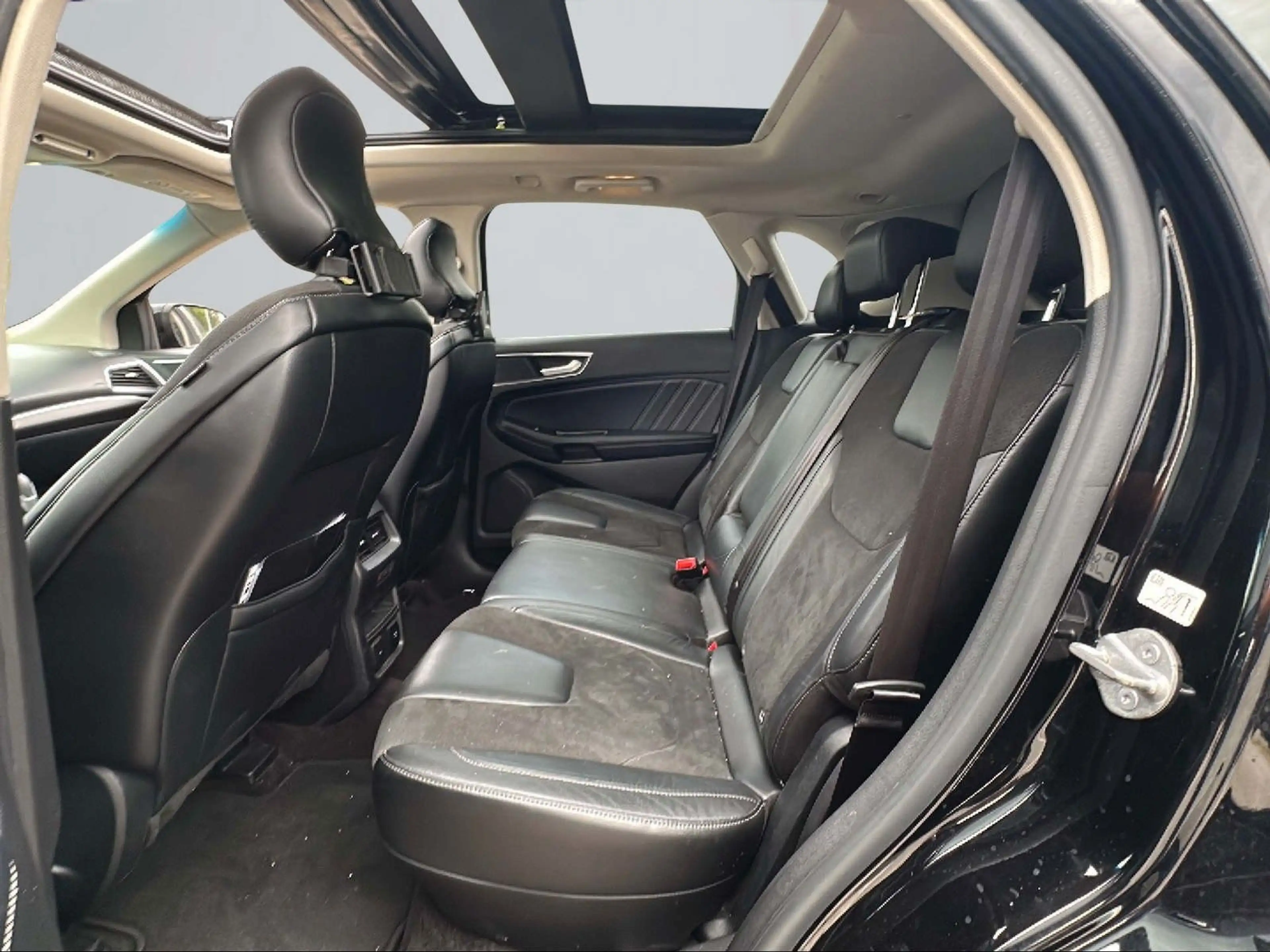 Ford Edge Sport 4x4 | Panorama | App | Kamera | ACC — photo 13