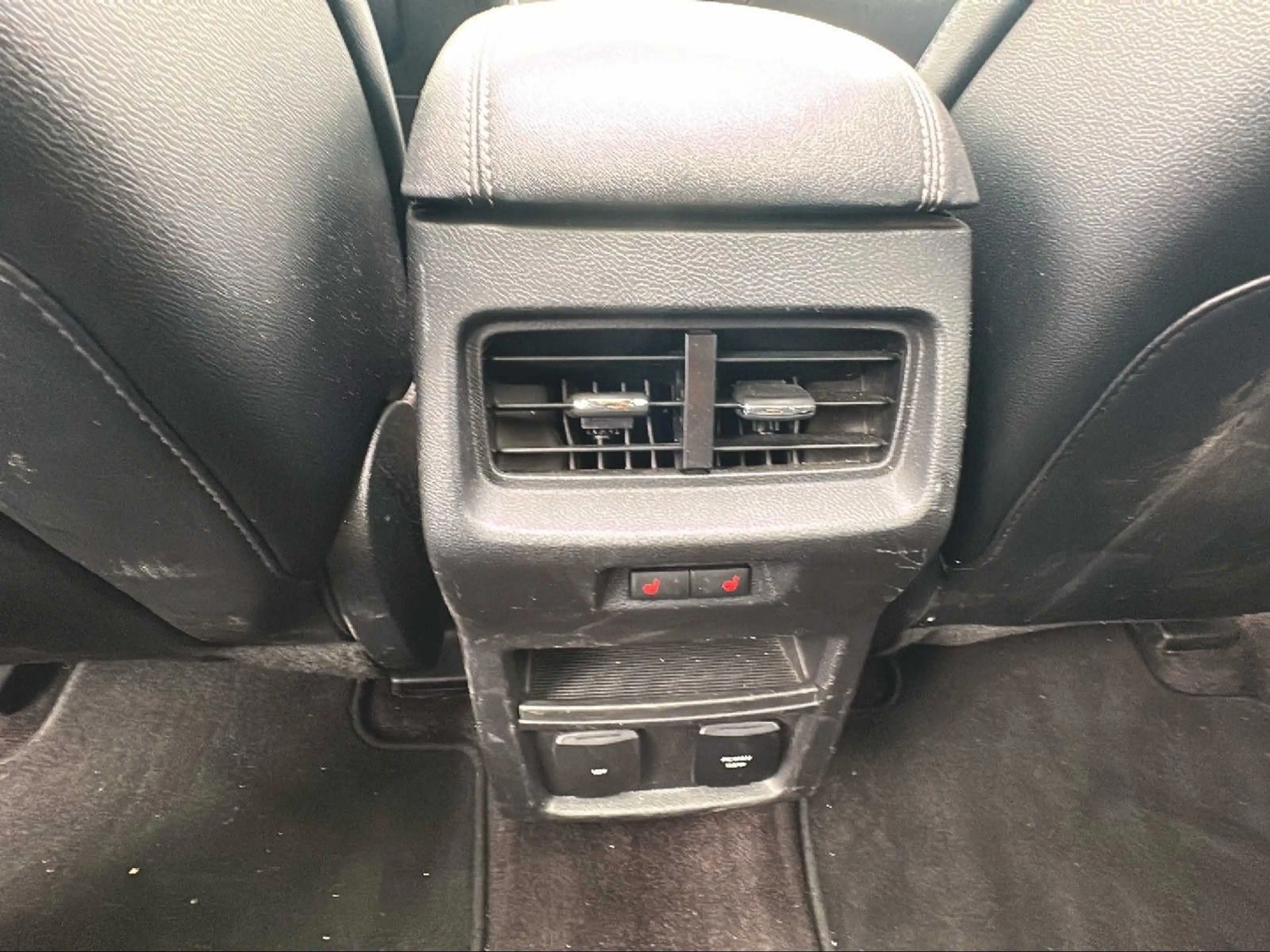 Ford Edge Sport 4x4 | Panorama | App | Kamera | ACC — photo 14