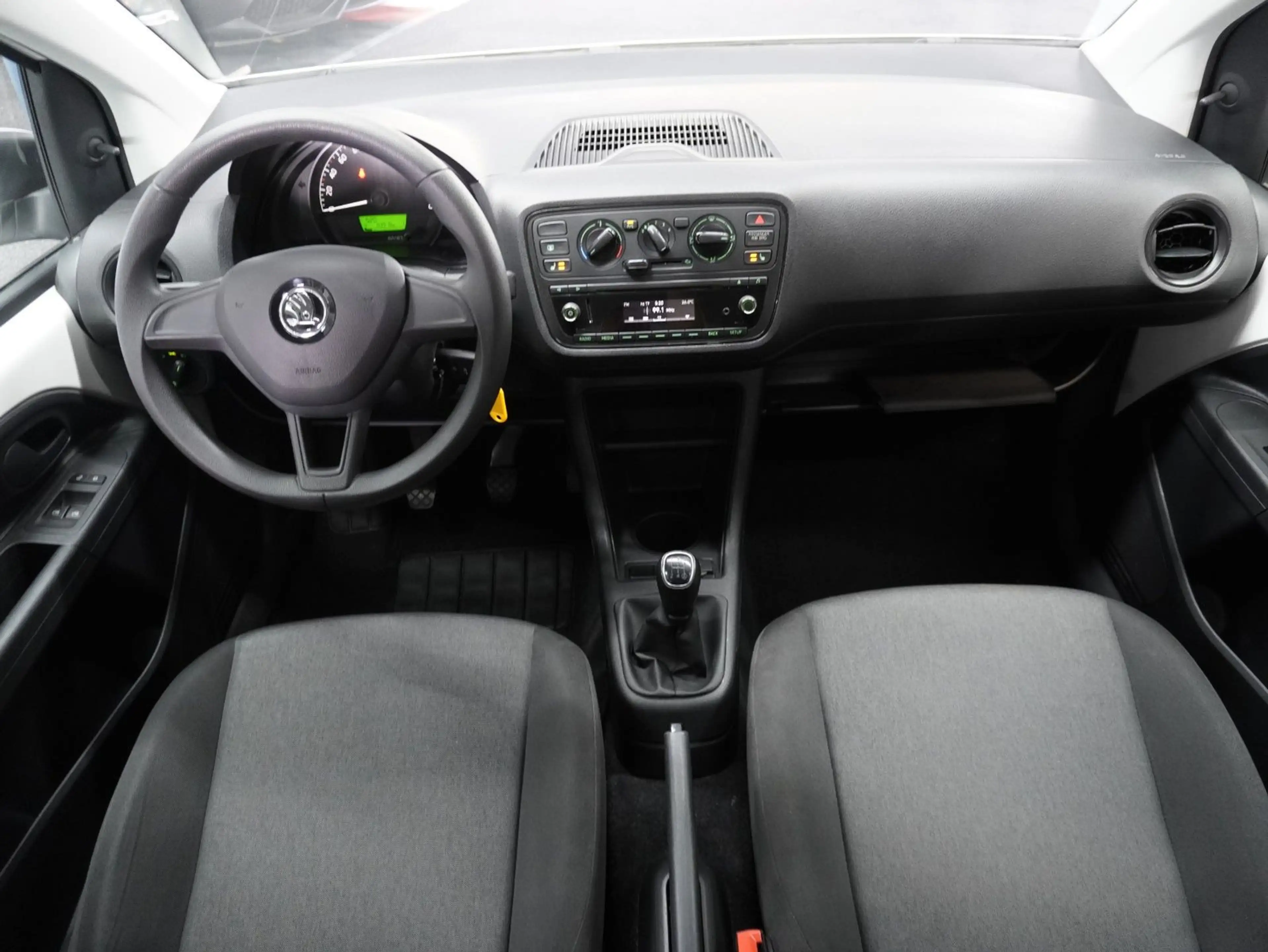 Skoda Citigo 1.0 Active | SITZHZG | KLIMA | TÜV NEU | — photo 11