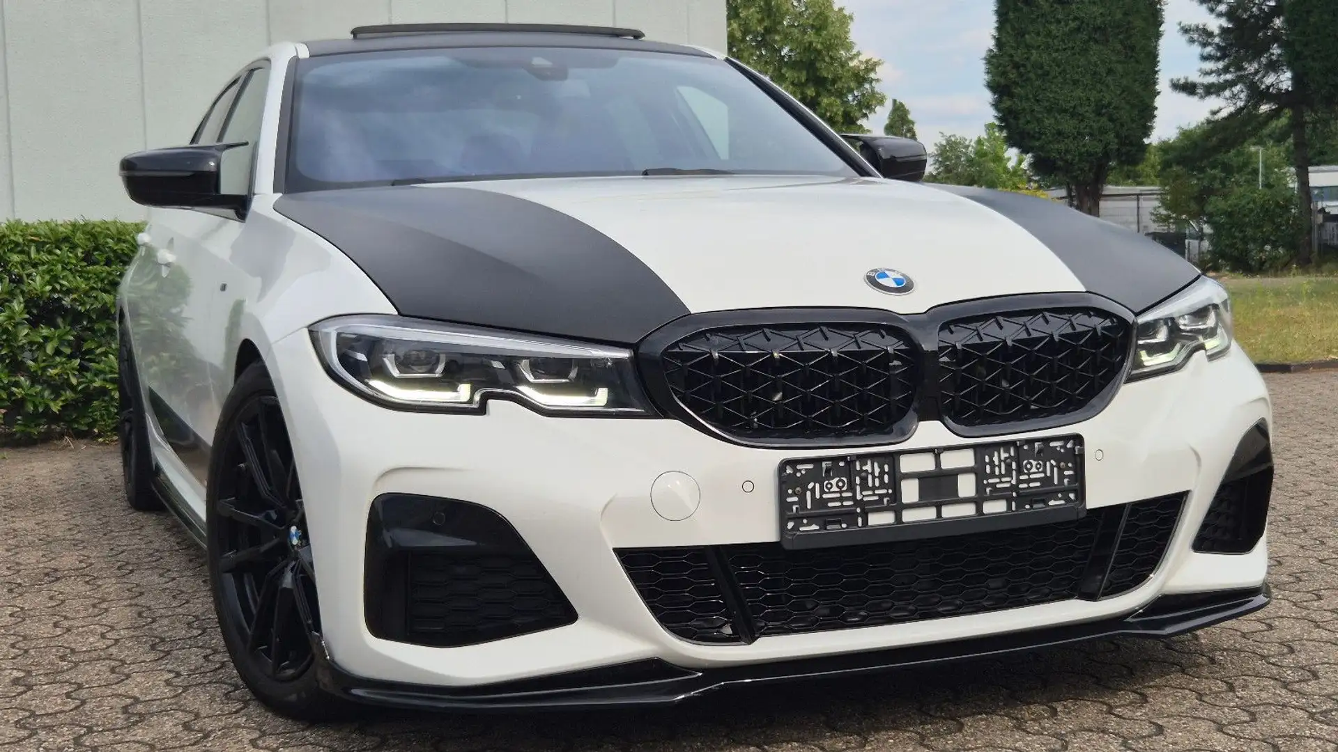 BMW 330 i M Sport Aut Performance/LIVE-C/S-DACH/LED/ Wit - 1