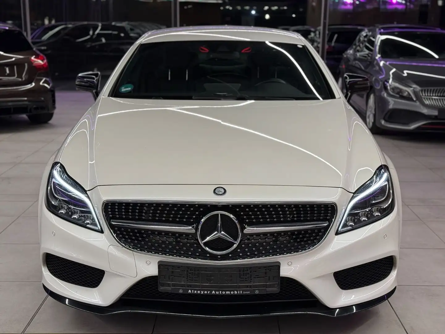 Mercedes-Benz CLS 400 *AMG LINE*MBEAM*360 KAM*MEMORY*H&K*NIGHT* Weiß - 2
