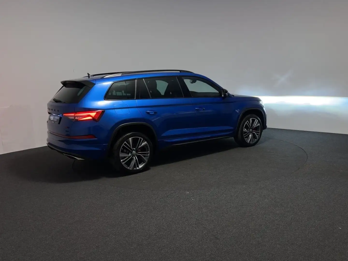 Skoda Kodiaq 2.0 TSI DSG RS Klima Navi Leder Rückfahrkamera Modrá - 2