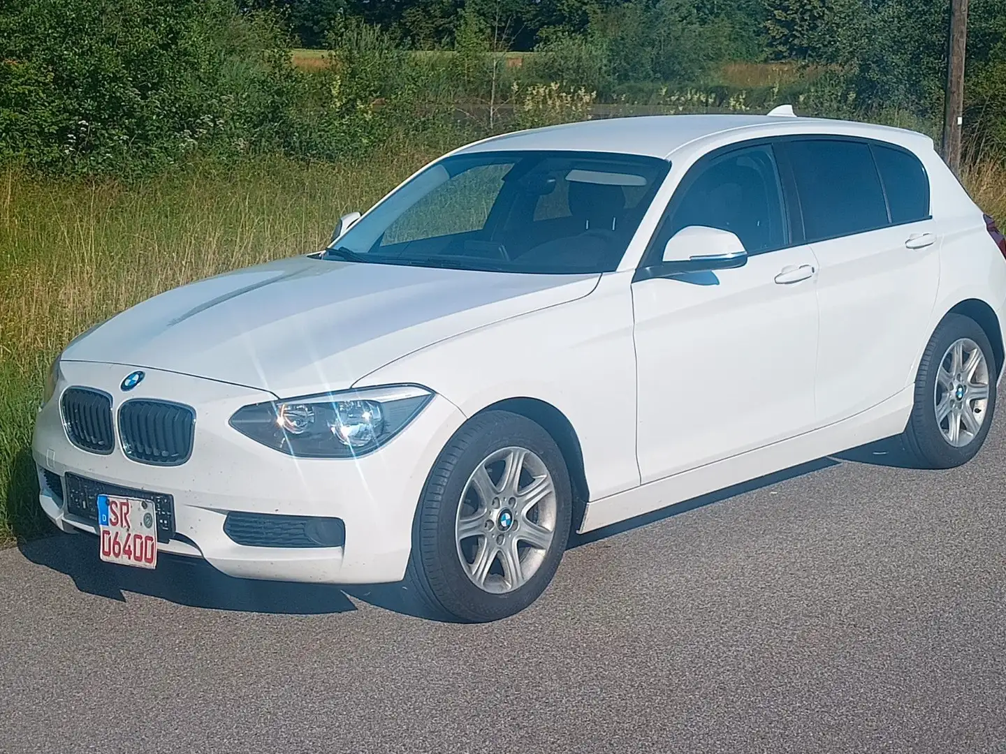 BMW 114 i  STEUERKETTE  REIFEN NEU Weiß - 1