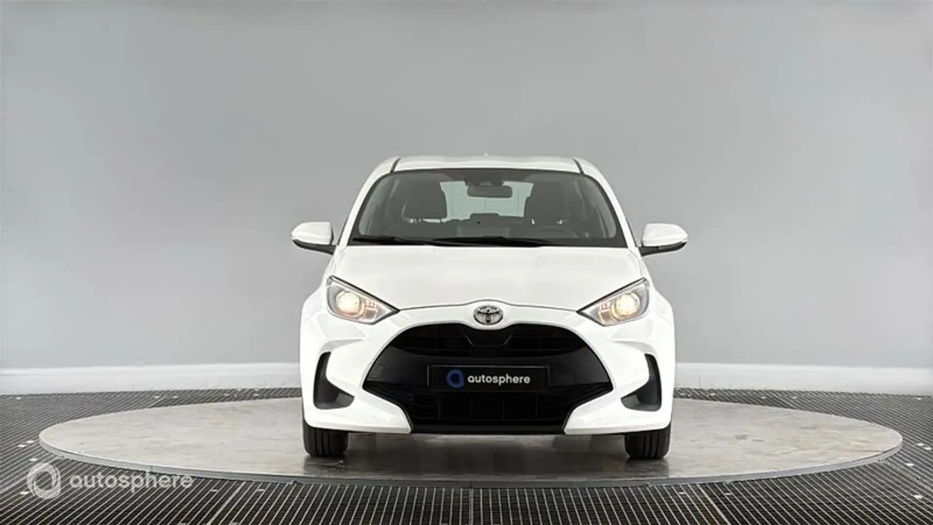 Toyota Yaris 70 VVT-i Dynamic 5p MY22 - 2