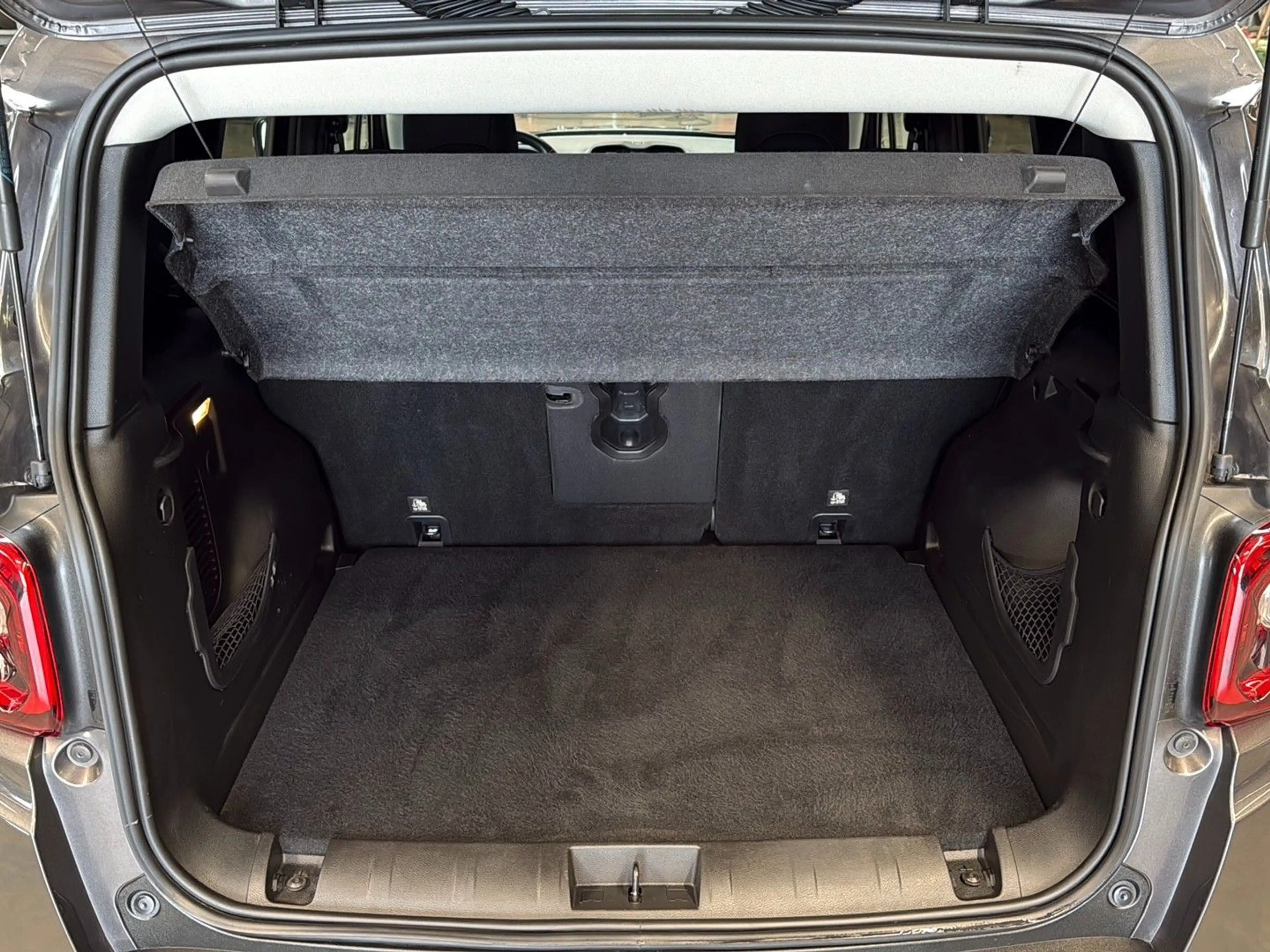 Jeep Renegade Limited FWD ACC FLA 2ZK — photo 11