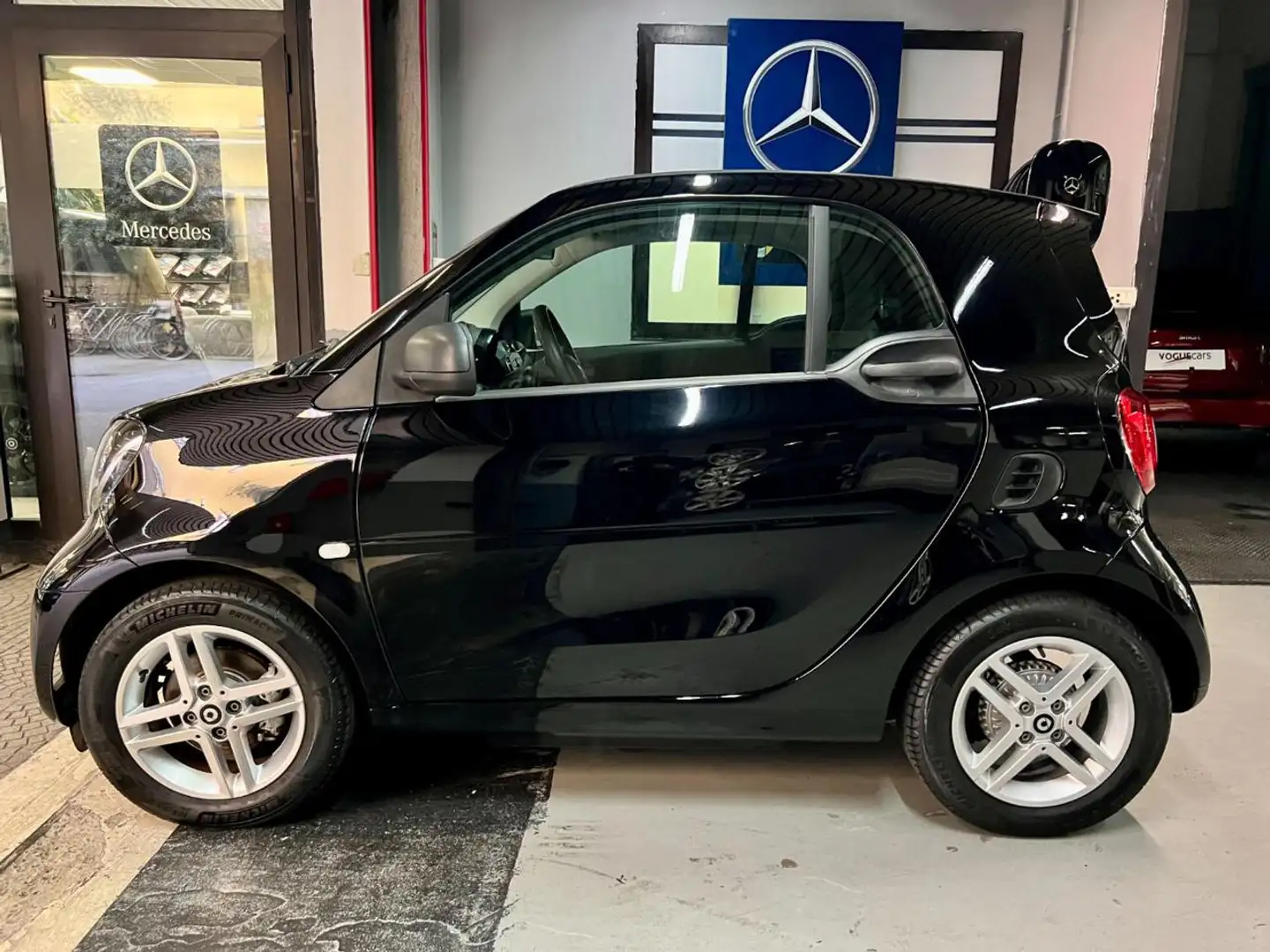 smart forTwo EQ Pure 22KW Noir - 2