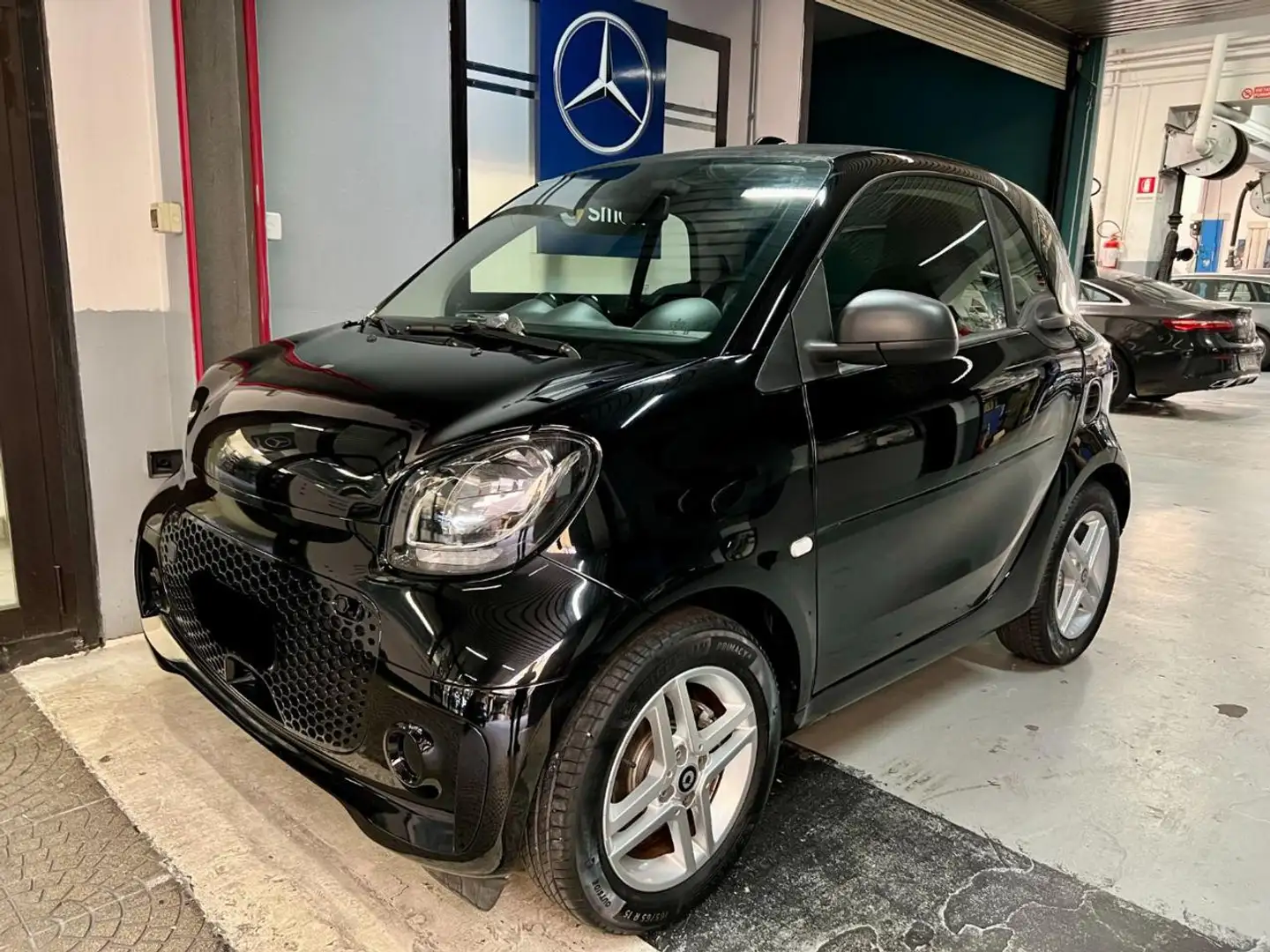 smart forTwo EQ Pure 22KW Noir - 1
