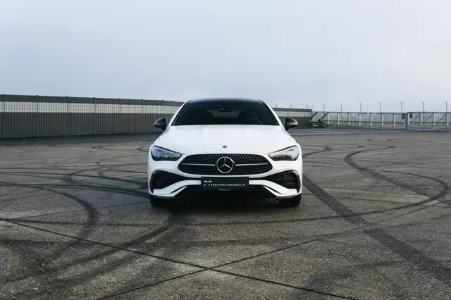 Mercedes-Benz CLE 300 300e Coupe Aut. | Burmester, Pano, DigiLight Ansicht 3