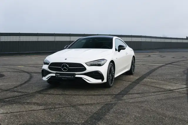 Mercedes-Benz CLE 300 300e Coupe Aut. | Burmester, Pano, DigiLight Ansicht 4