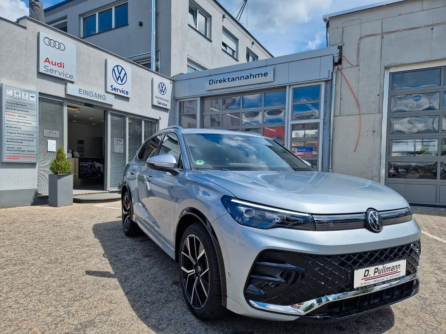 Volkswagen Tiguan 1.5 eTSI 110 kW R-Line Plateado - 2