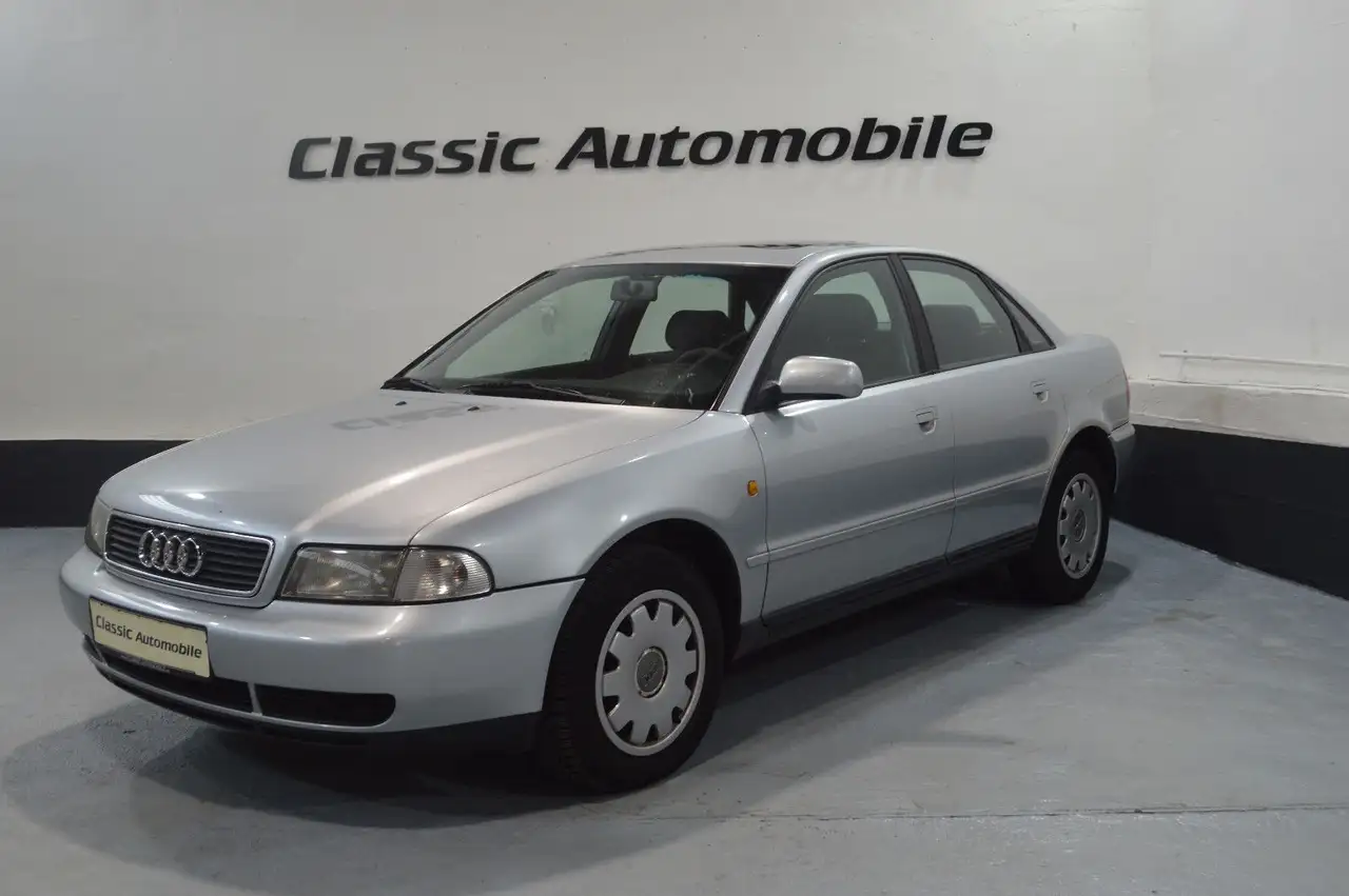 Audi A4 Lim. 1.8 **Originalzustand**, foto 1
