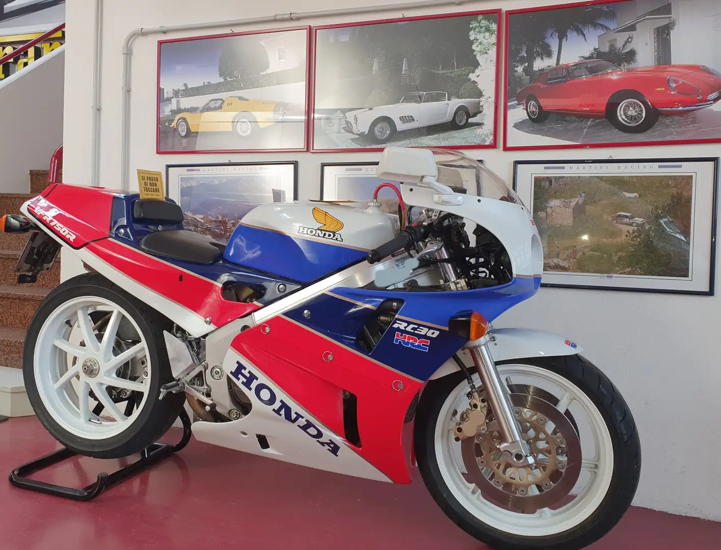 Honda VFR 750 RC 30 - 2